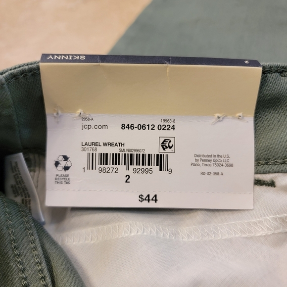 NWT St John’s Bay Laurel Wreath Skinny Pant - Picture 5 of 5